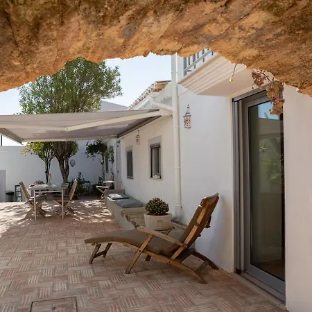 Stilvolles Architekten-cottage Mit Pool