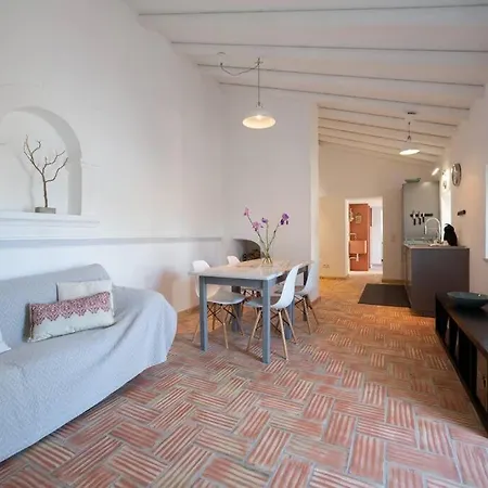 Nyaraló Stilvolles Architekten-cottage Mit Pool