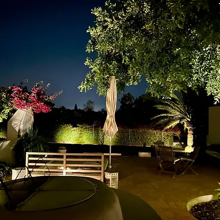 Holiday home Stilvolles Architekten-cottage Mit Pool Boliqueime